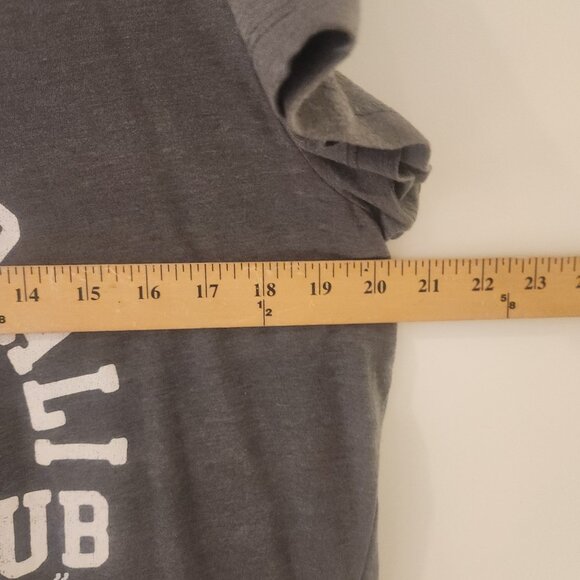 Muhammad Ali Boxing Clun T-Shirt Gray Graphic Print Womens Size 1 (Large) - Picture 6 of 7